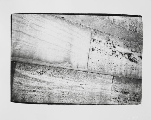 Gelatin silver print of Wood Board Wall by Andy Warhol di Andy Warhol, Fotografia in vendita su Singulart