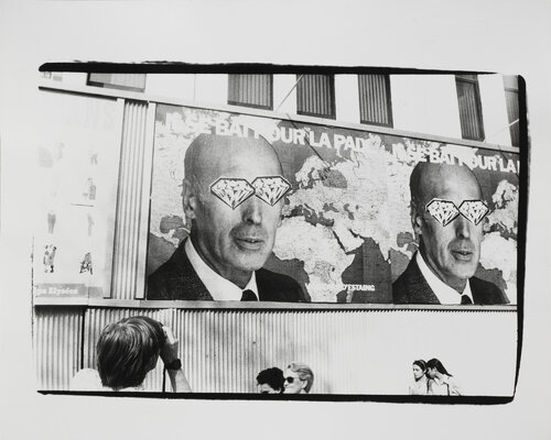 Gelatin silver print of Billboard in Paris by Andy Warhol di Andy Warhol, Fotografia in vendita su Singulart