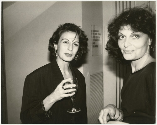 Alba Clemente & Diane von Furstenberg van Andy Warhol, Fotografie te koop op Singulart