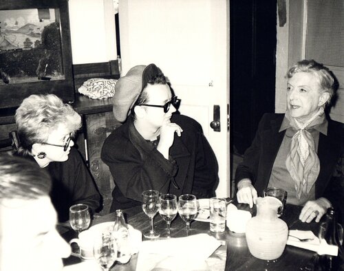 Judith Krantz, Boy George and Quentin Crisp van Andy Warhol, Fotografie te koop op Singulart
