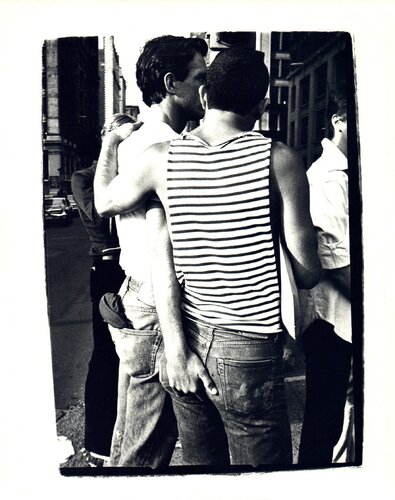 Photograph of a Gay Couple van Andy Warhol, Fotografie te koop op Singulart
