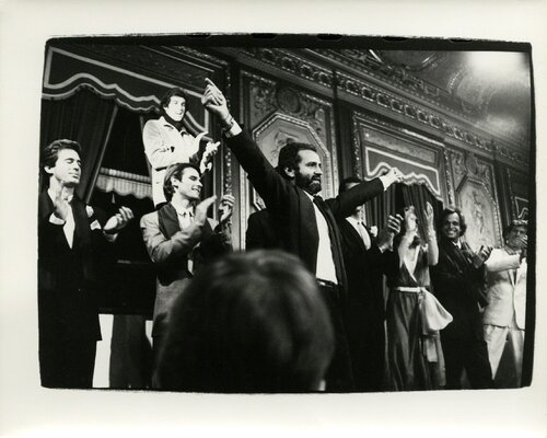 Photograph of Gianni Versace at men's fashion show van Andy Warhol, Fotografie te koop op Singulart