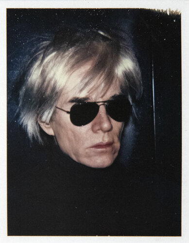 Self-Portrait in Fright Wig van Andy Warhol, Fotografie te koop op Singulart