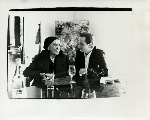 Georgia O'Keeffe with Juan Usle van Andy Warhol, Fotografie te koop op Singulart