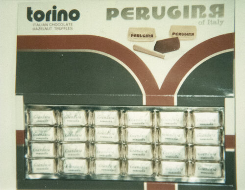 Perugina Candy Box van Andy Warhol, Fotografie te koop op Singulart