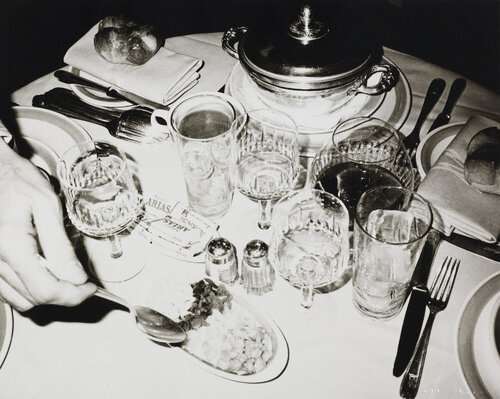 Gelatin silver print of Dinner Table in Spain by Andy Warhol di Andy Warhol, Fotografia in vendita su Singulart