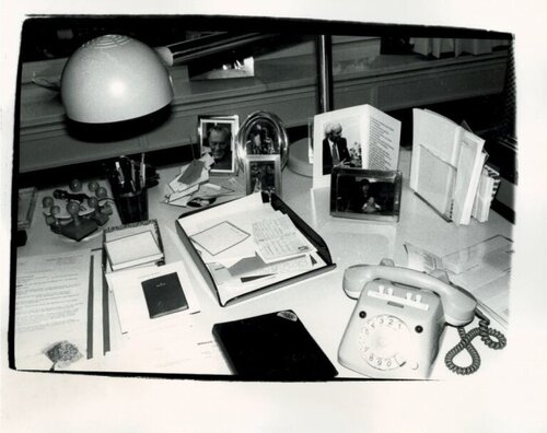 Desktop di Andy Warhol, Fotografia in vendita su Singulart