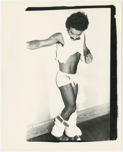 Victor Hugo in disarray di Andy Warhol, Fotografia in vendita su Singulart