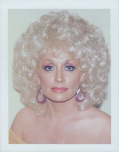 Dolly Parton van Andy Warhol, Fotografie te koop op Singulart