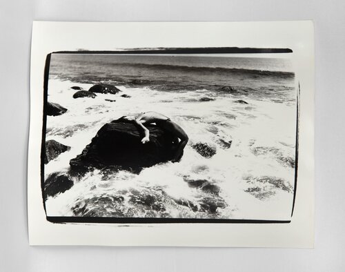 Pat Cleveland in Montauk van Andy Warhol, Fotografie te koop op Singulart