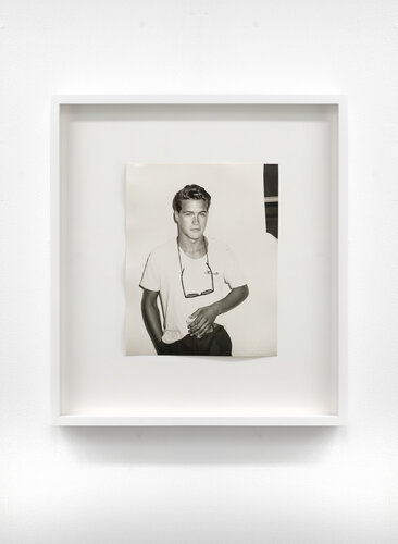 Young Man van Andy Warhol, Fotografie te koop op Singulart