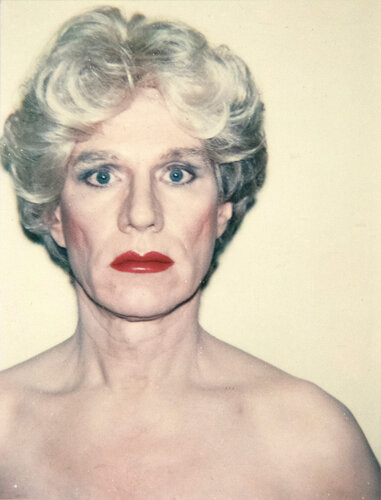 Self-Portrait in a Platinum Wig di Andy Warhol, Fotografia in vendita su Singulart