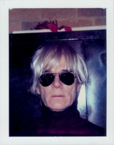 Self-Portrait in Fright Wig di Andy Warhol, Fotografia in vendita su Singulart