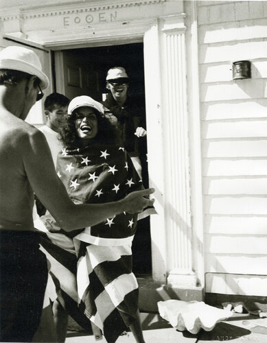 Halston, Benjamin Liu, Bianca Jagger and Christopher Dodd at Warhol's Estate Eothen in Montauk di Andy Warhol, Fotografia in vendita su Singulart