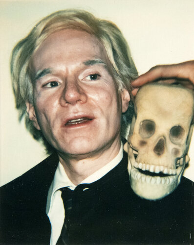 Self-Portrait with Skull di Andy Warhol, Fotografia in vendita su Singulart