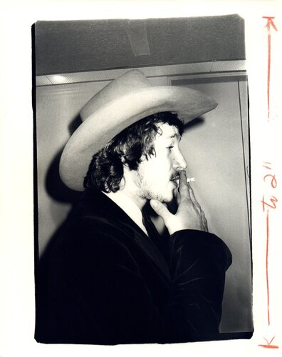 Man in a Cowboy Hat Smoking van Andy Warhol, Fotografie te koop op Singulart