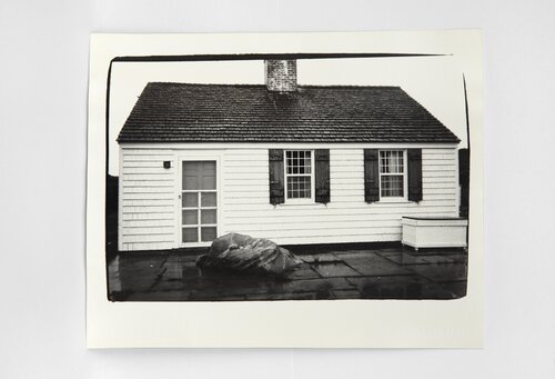 Montauk House van Andy Warhol, Fotografie te koop op Singulart