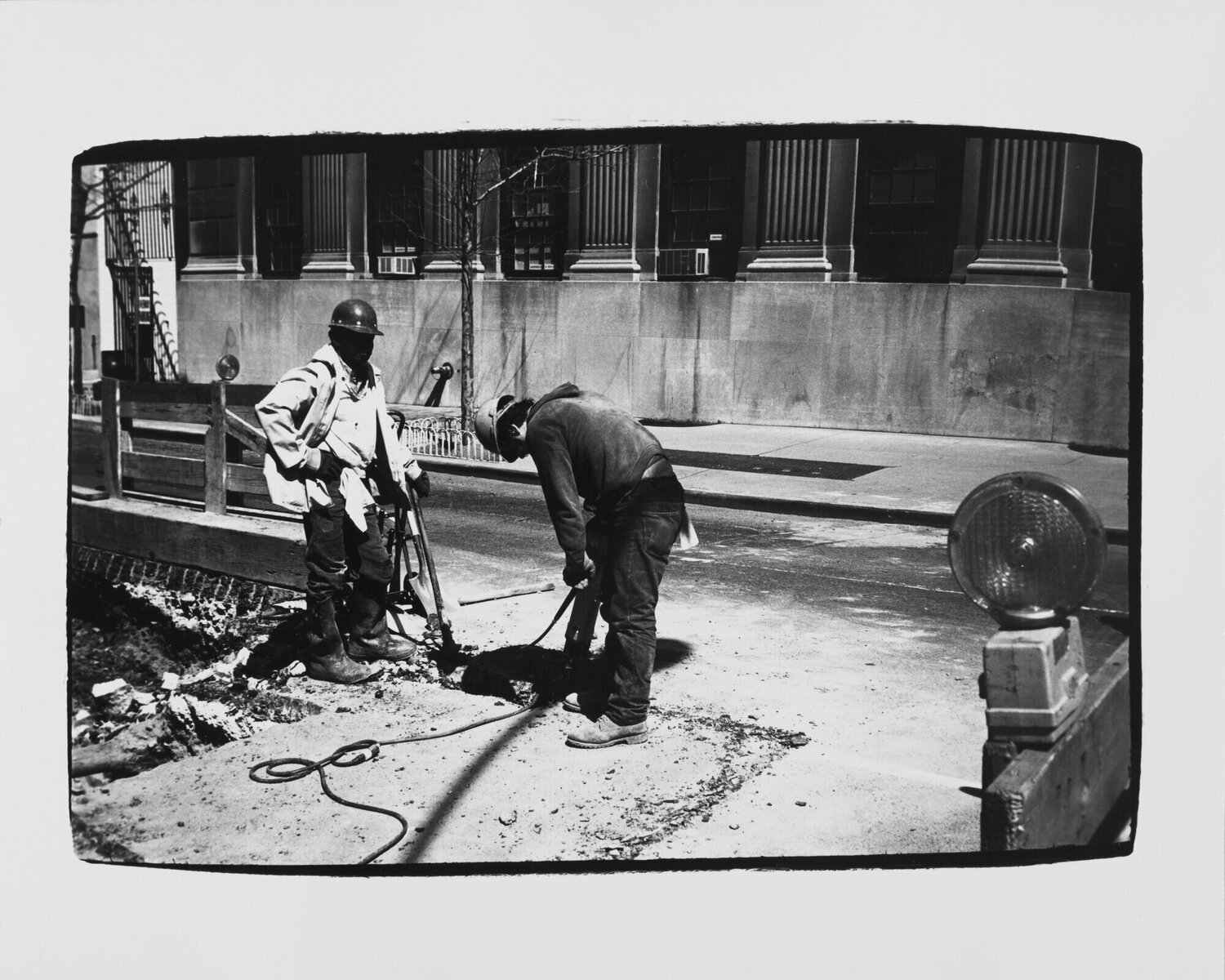 Gelatin silver print of Construction Workers by Andy Warhol Andy Warhol Fotografie zu verkaufen