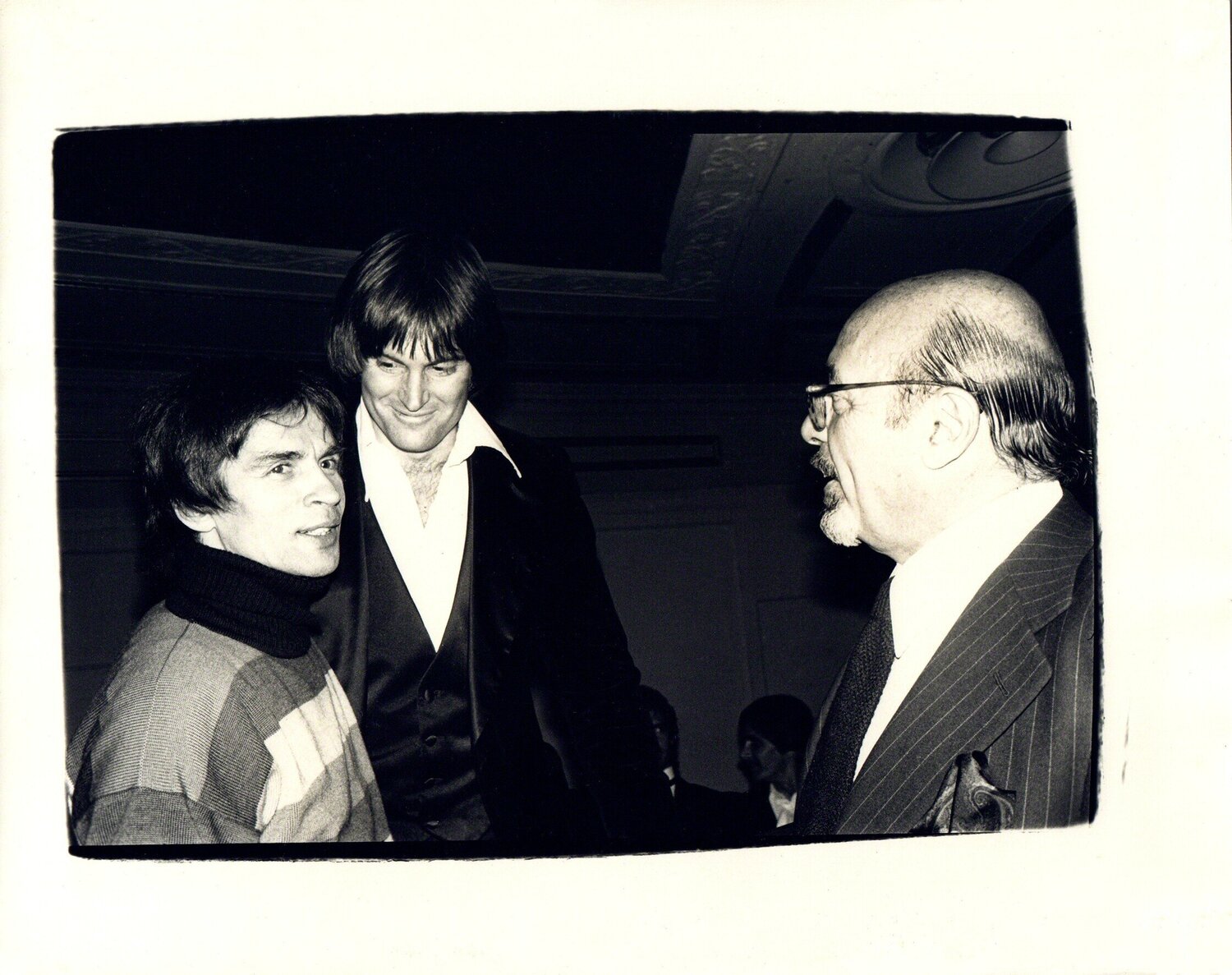 Rudolf Nureyev, Bruce Jenner, and Ahmet Ertegen Andy Warhol Fotografie zu verkaufen