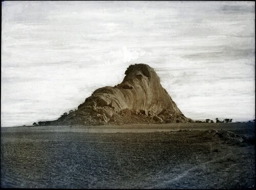 tripe_19 Between Chittumputty and Teramboor. Elephant rock end view. van Thomas Ruff, Fotografie te koop op Singulart