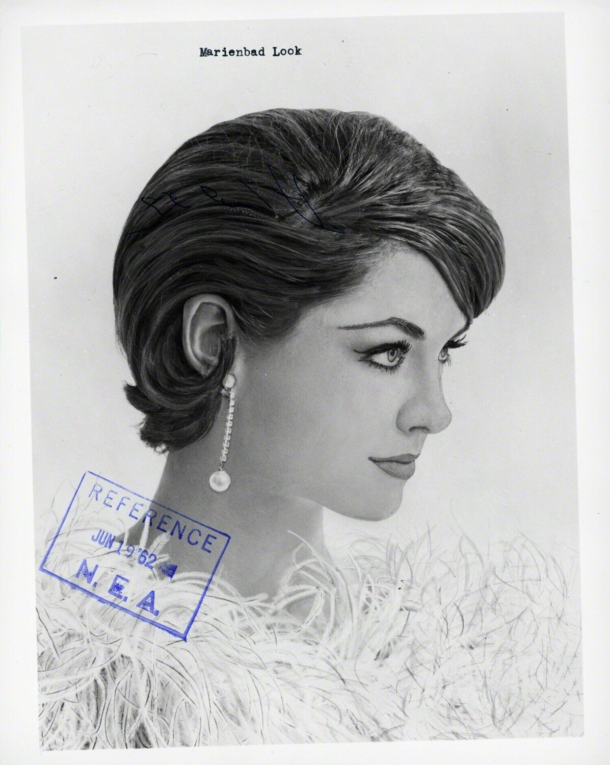 press++35.68 Thomas Ruff Fotografie te koop