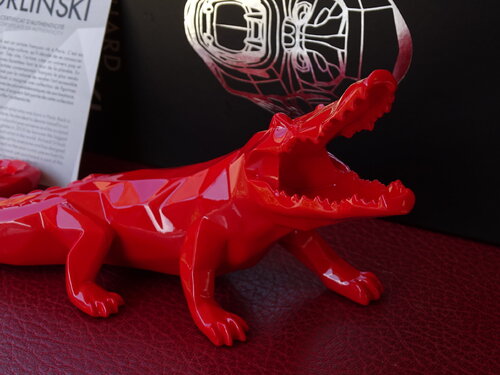 Red Croco van Richard Orlinski, Beeldhouwwerk te koop op Singulart