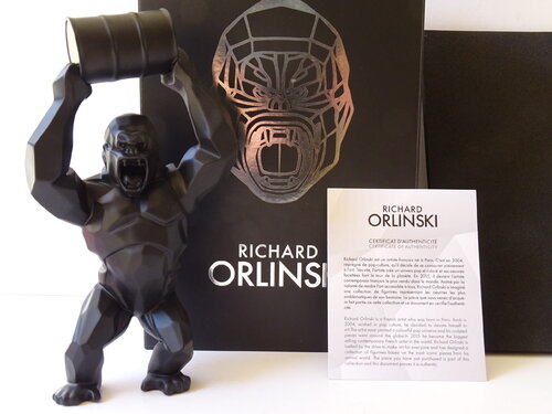 Kong - Black Petrol von Richard Orlinski, Skulptur kaufen auf Singulart