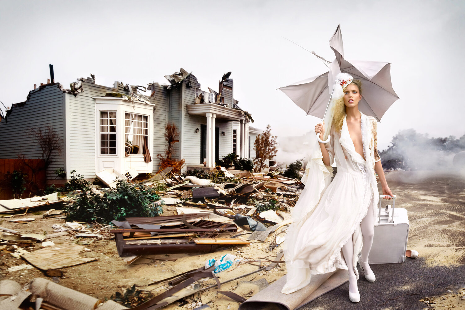 When The World Is Through David LaChapelle Fotografia in vendita