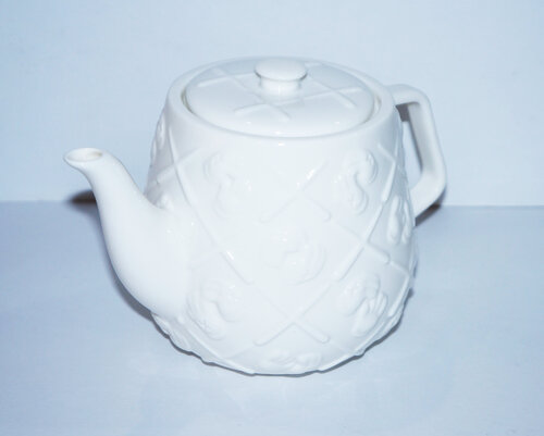 Kaws teapot van KAWS, Andere media te koop op Singulart