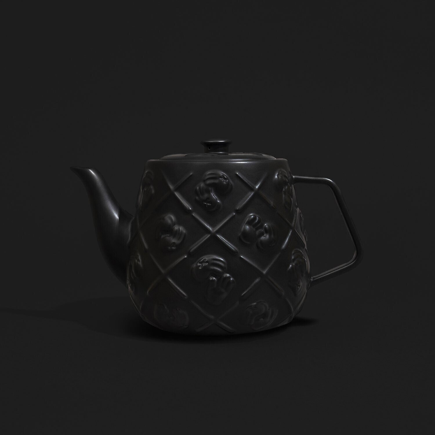 Teapot (Black) KAWS