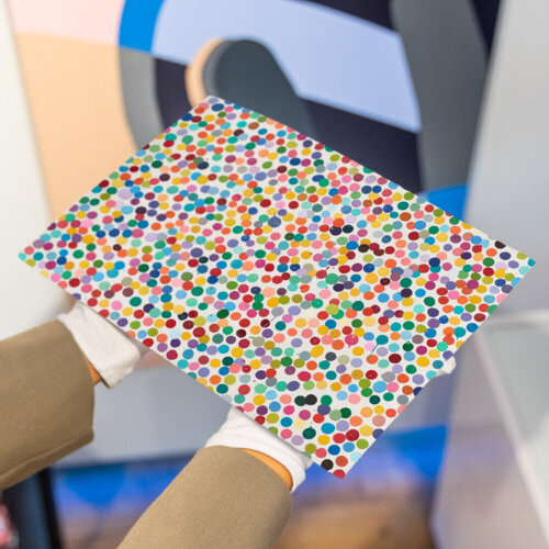 7,491. An incongruous destiny (from The Currency) par Damien Hirst, Peinture en vente sur Singulart