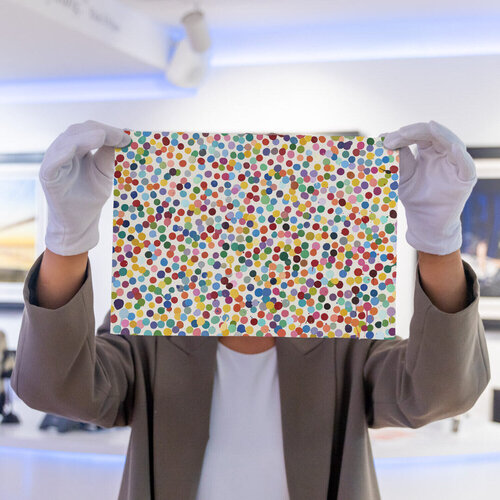 9,051. Better hold your nose (from The Currency) par Damien Hirst, Peinture en vente sur Singulart