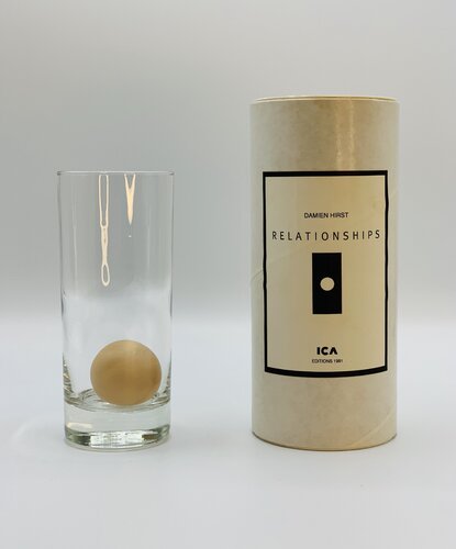 Relationships (ICA) par Damien Hirst, Autres supports en vente sur Singulart