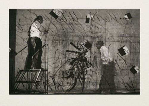 2 Kentridges with Flying Papers (from Nose Portfolio) van William Kentridge, Afdruk te koop op Singulart