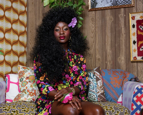 Portrait of Qusuquzah with Flower in Hair and Hand van Mickalene Thomas, Fotografie te koop op Singulart