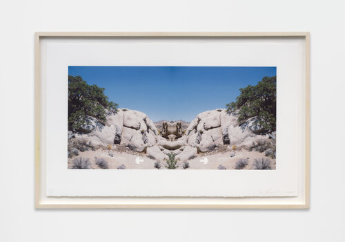 Bow-Tie Rivet (Bow-Tie Landscape) van Ed Ruscha, Afdruk te koop op Singulart