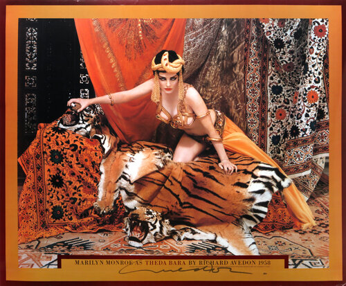 Marilyn Monroe as Theda Bara von Richard Avedon, Druck kaufen auf Singulart