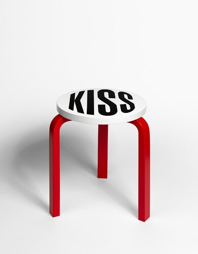 Untitled [Kiss] di Barbara Kruger, Stampa in vendita su Singulart