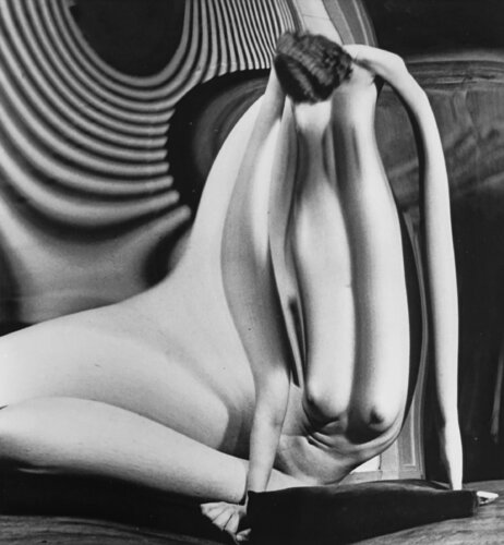 Distortion #39 par André Kertész, Photographie en vente sur Singulart