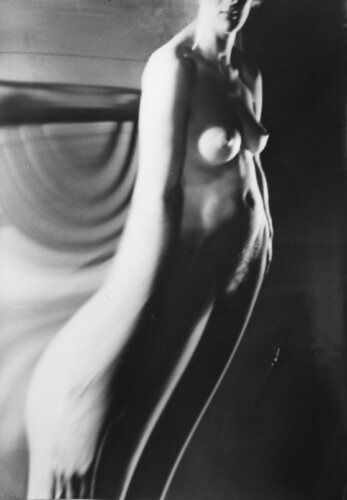 Distortion #155 van André Kertész, Fotografie te koop op Singulart