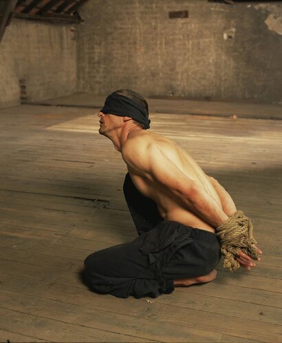 Untitled XIII, (Torture) van Andres Serrano, Fotografie te koop op Singulart
