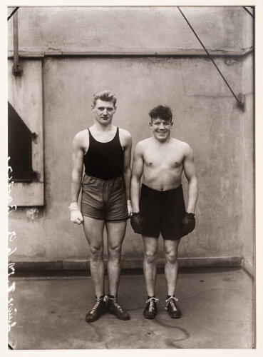 【Mr.frea 】August Sander August Sander: People of the 20th book