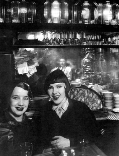 Deux Filles De Montmartre de Brassaï, Fotografía a la venta en Singulart