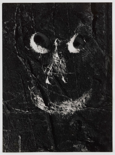 Graffiti (Série VIII, La Magie) van Brassaï, Fotografie te koop op Singulart