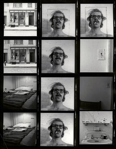 Untitled (Self-Portrait/Contact Sheet) van Chuck Close, Afdruk te koop op Singulart