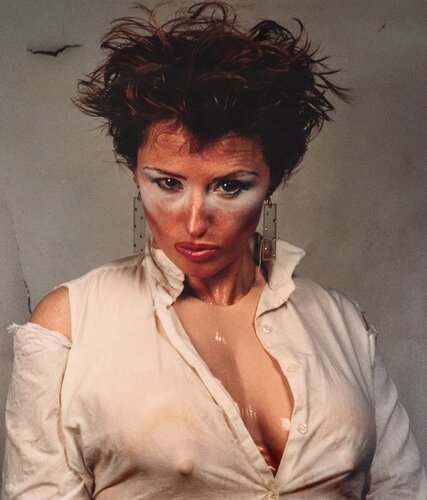 Pregnant Woman di Cindy Sherman, Fotografia in vendita su Singulart