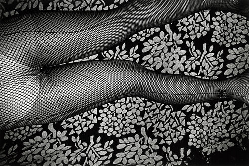 How to Create a Beautiful Picture 6: Tights in Shimotakaido van Daido Moriyama, Fotografie te koop op Singulart