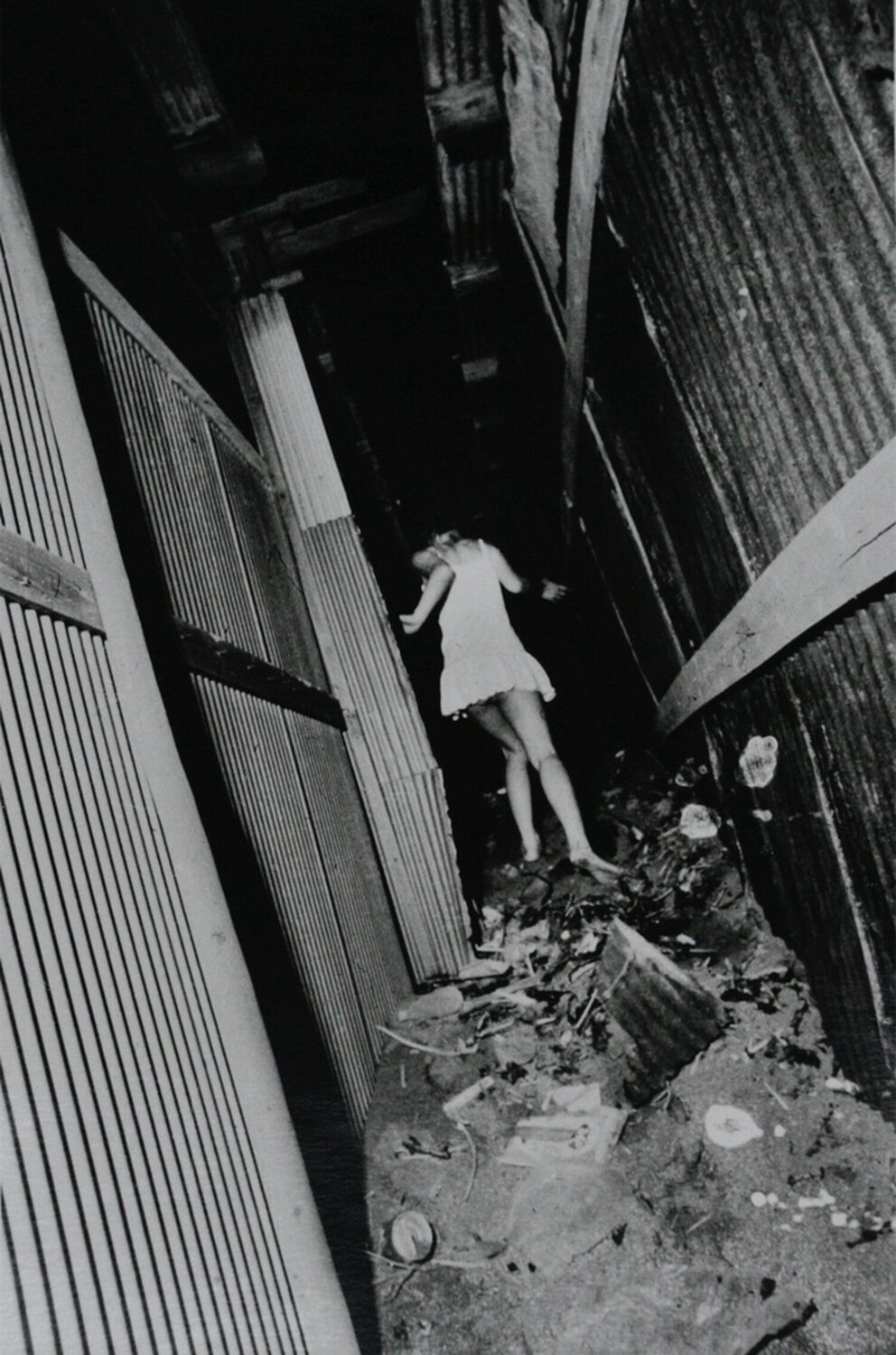 Yokosuka from "Another Country 18" Daido Moriyama Fotografie zu verkaufen