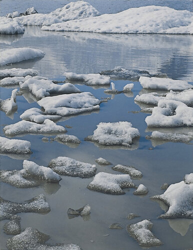 Ice in Glacial Lake, Fjnllsarlon, South Coast von Eliot Porter, Fotografie kaufen auf Singulart