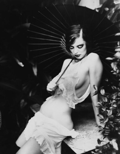 From the "Original Sin, New Orleans" series van Ellen von Unwerth, Fotografie te koop op Singulart
